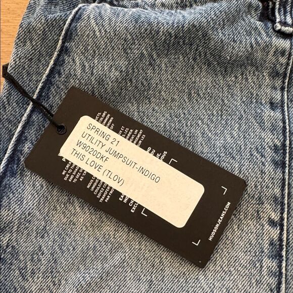 Utility Jumpsuit
Hudson Jeans - Picture 5 of 7